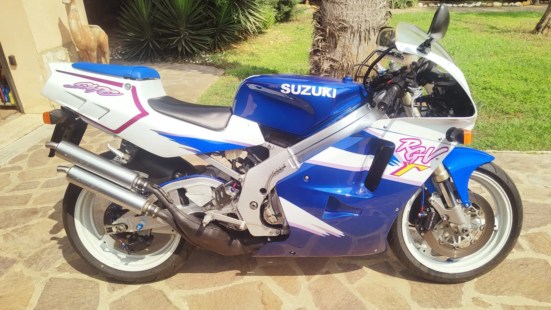 Suzuki RGV 250 Blu/Azzurro - 1