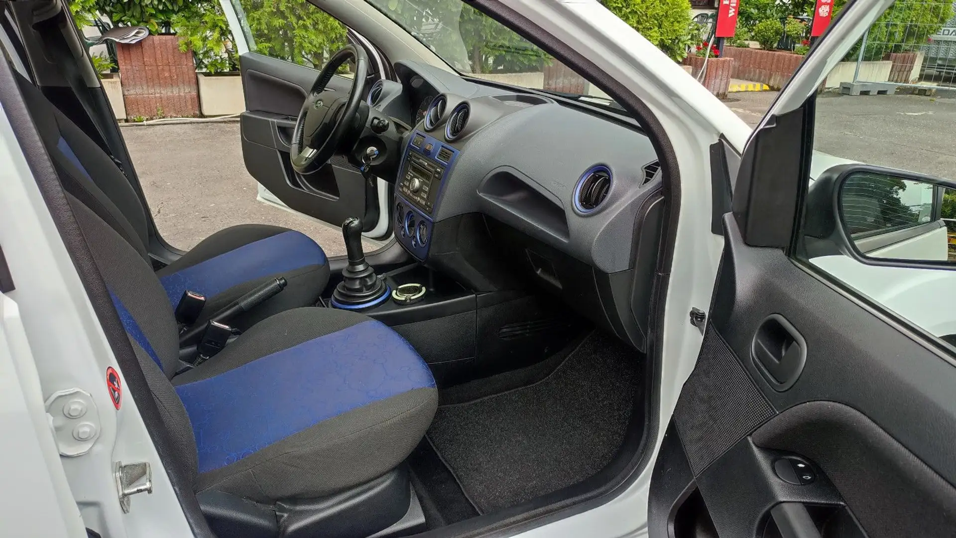Ford Fiesta Style, Erst 74.000 KM, Klima, 4 Türen Blanco - 2