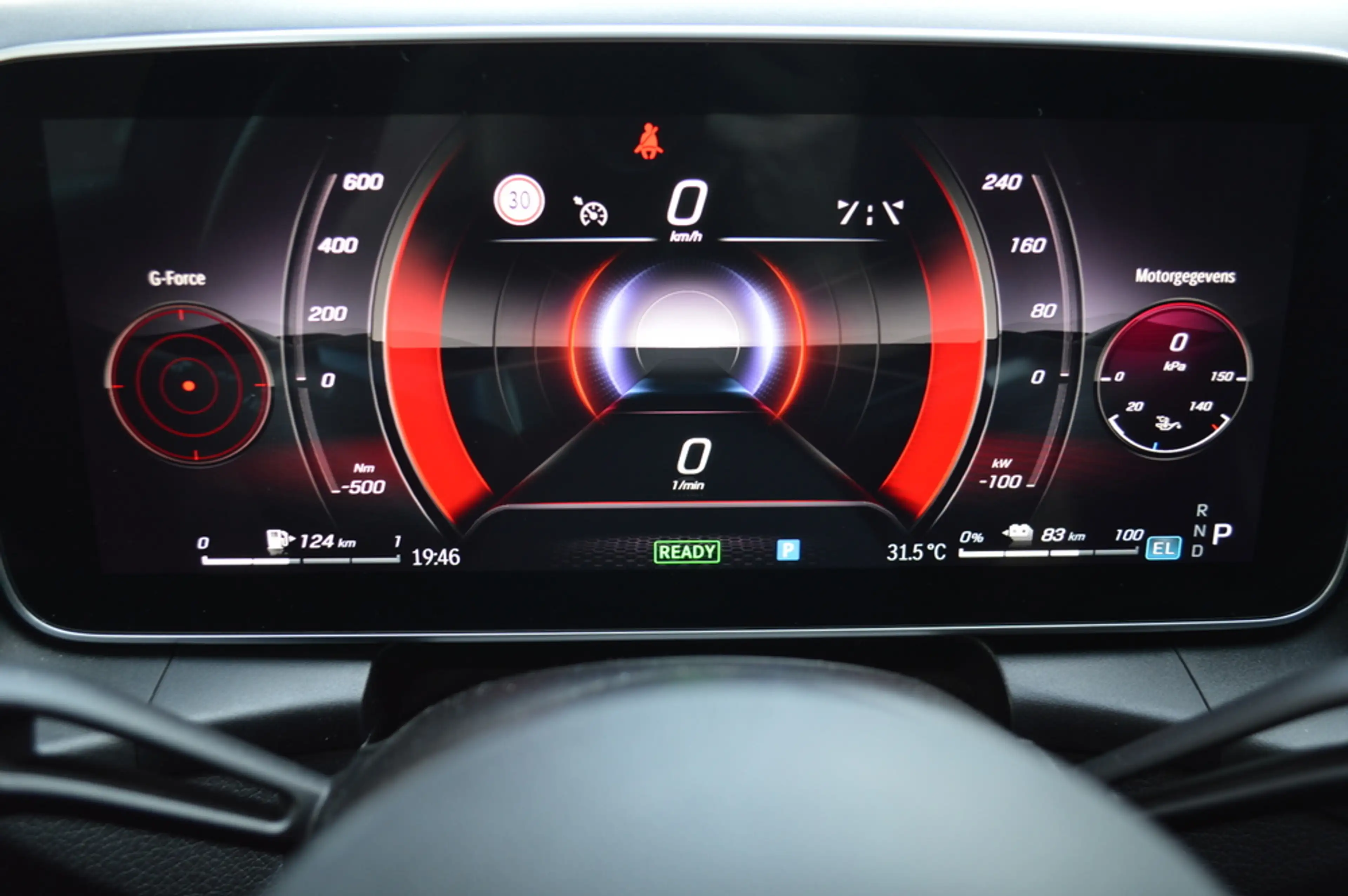 Mercedes-Benz GLC 300 300e 4MATIC AMG Led Panorama Memory Distronic Sfee — photo 16