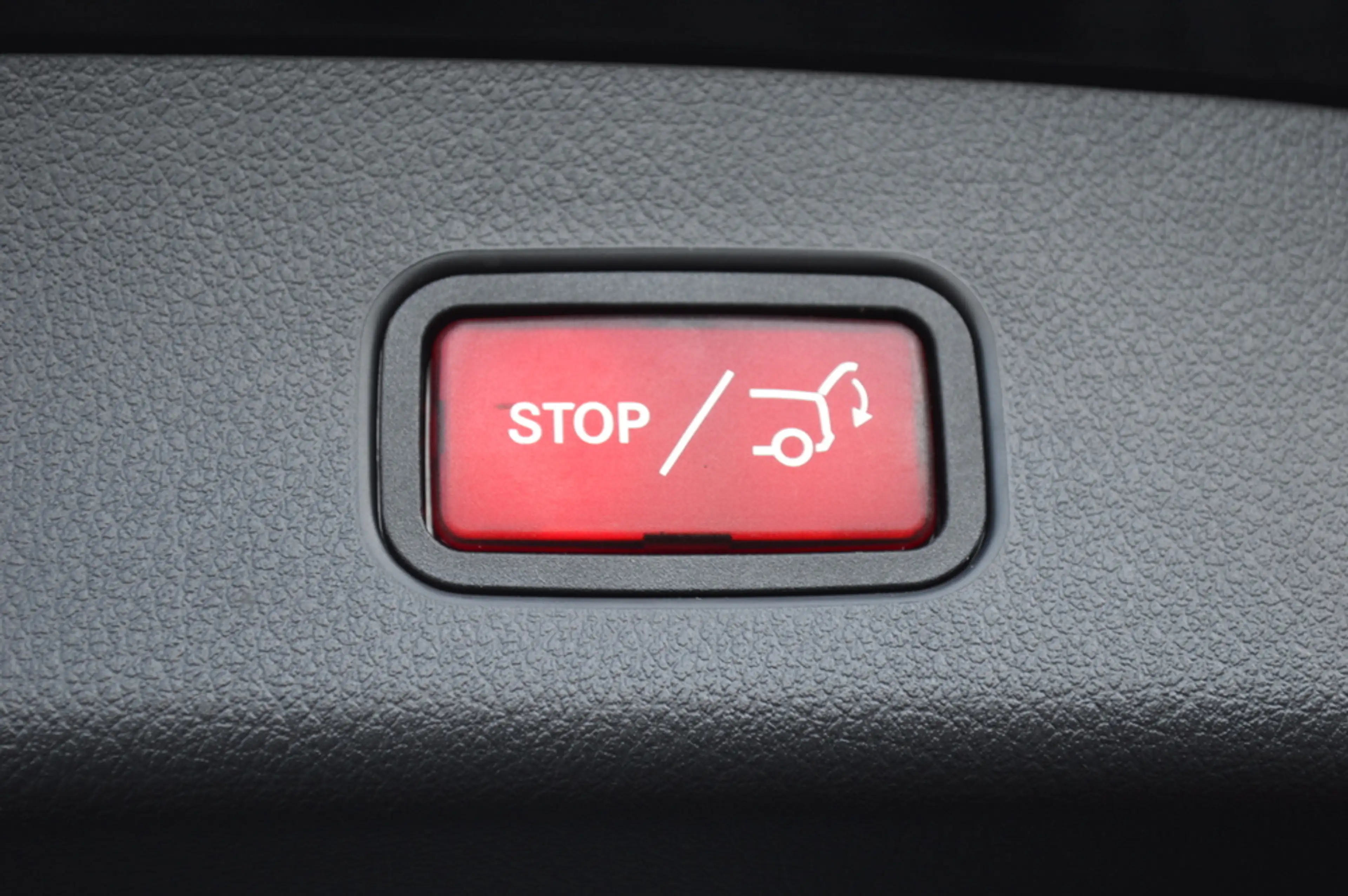 Mercedes-Benz GLC 300 300e 4MATIC AMG Led Panorama Memory Distronic Sfee — photo 29
