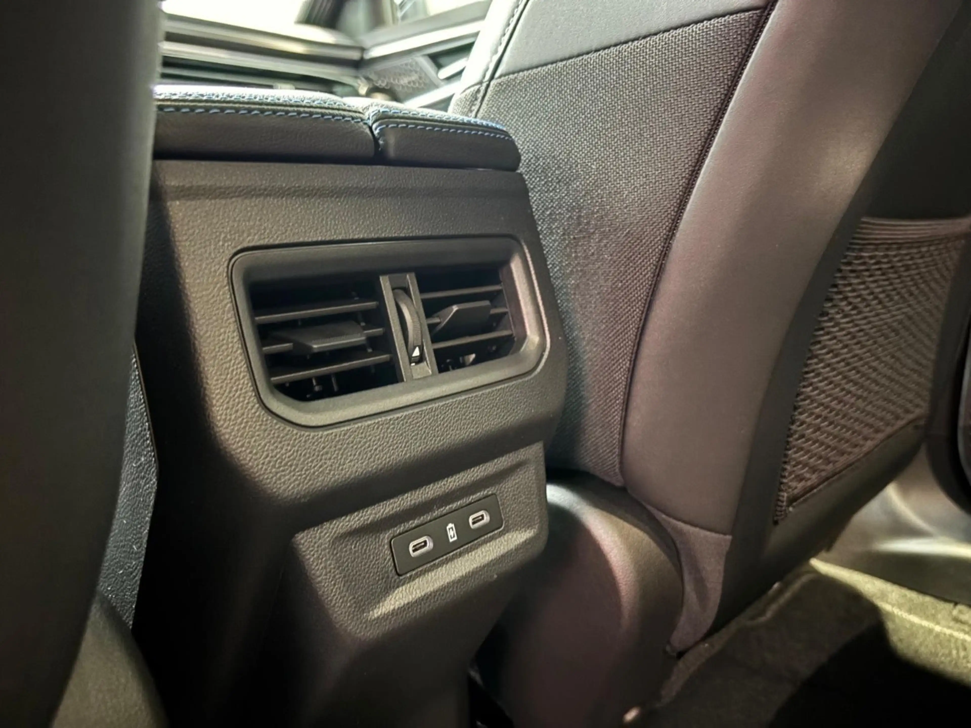 Renault Austral Esprit Alpine Full Hybrid E-Tech 200 — photo 7