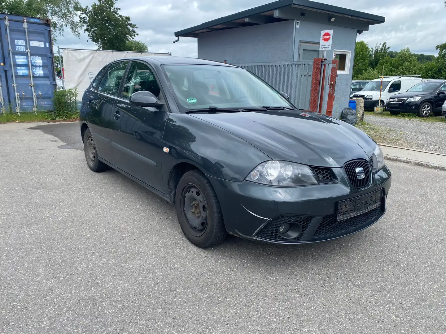 SEAT Ibiza 1.4 16V Comfort Edition Gris - 2