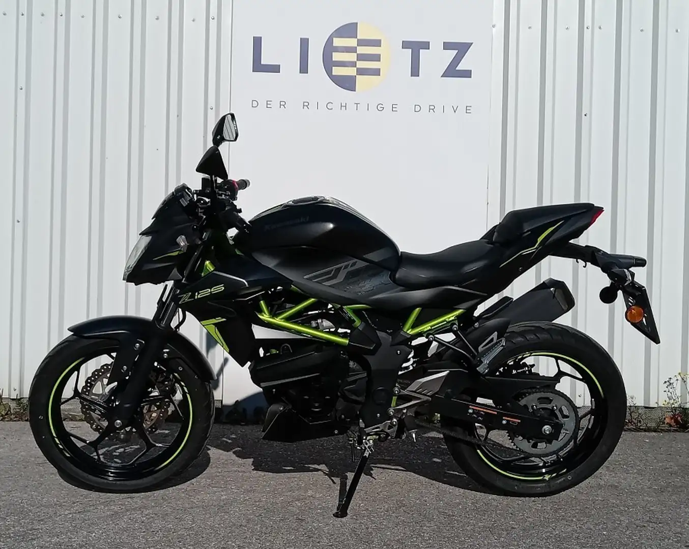 Kawasaki Z125 Grau - 2