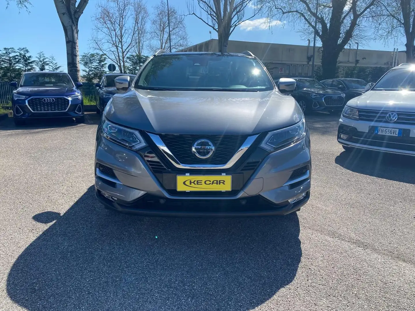 Nissan Qashqai 1.5 dCi Tekna+  FULL OPTIONAL Gris - 2