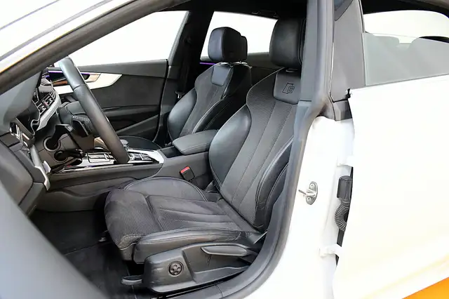 Audi A5 view 12
