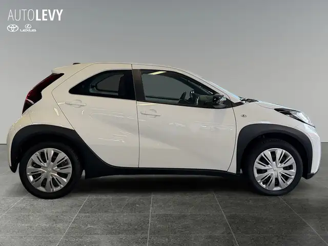 Toyota Aygo X view 7