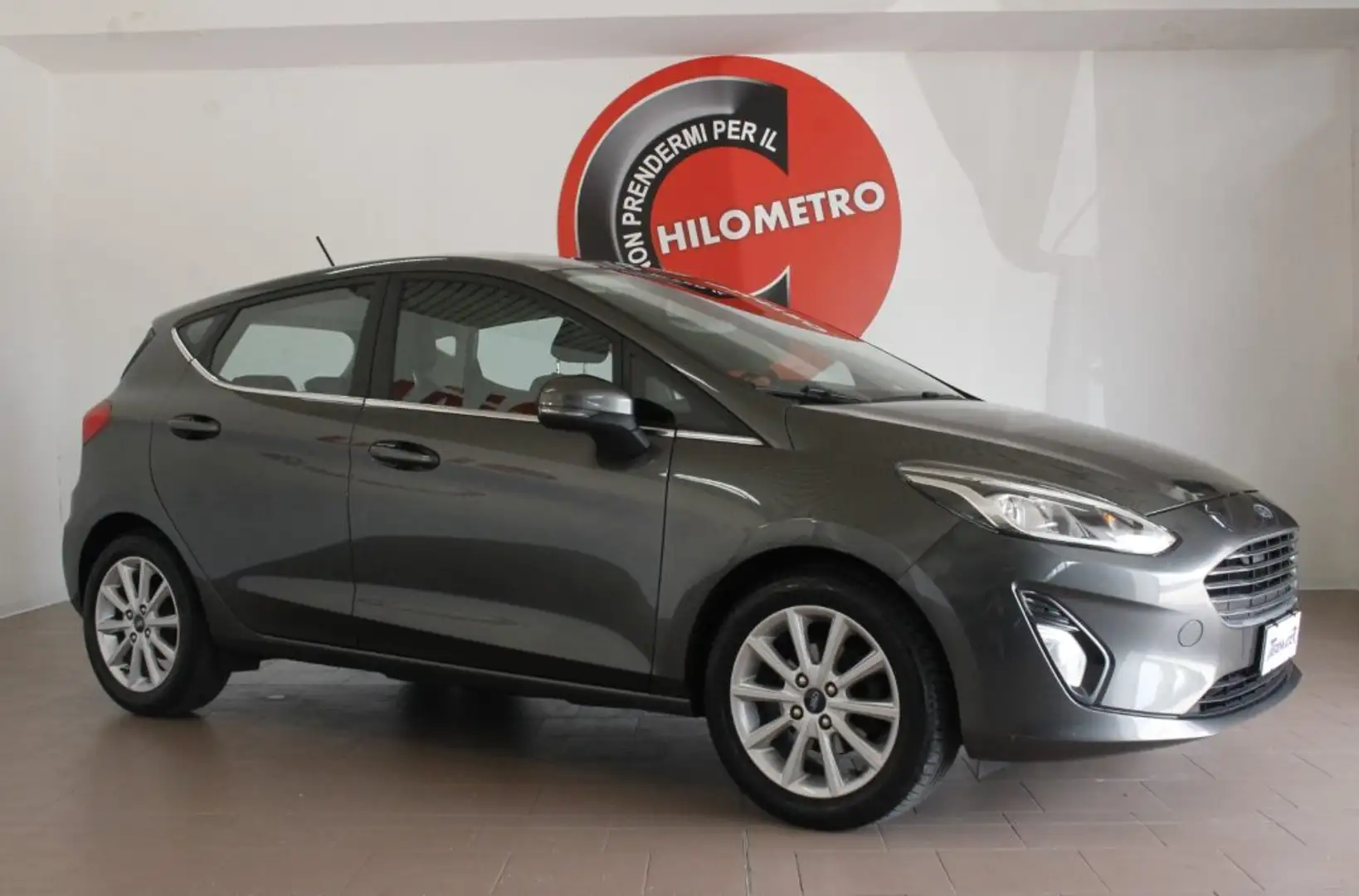 Ford Fiesta 1.0 Ecoboost 100 CV 5 porte Titanium Gris - 1