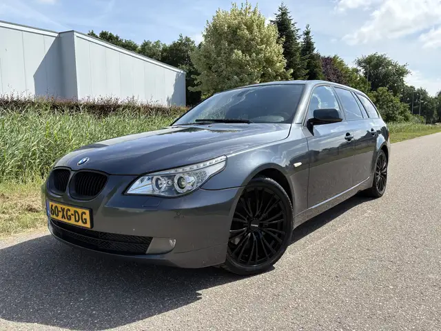 BMW 523 5-serie Touring 523i Executive / AUTOMAAT / LEER /