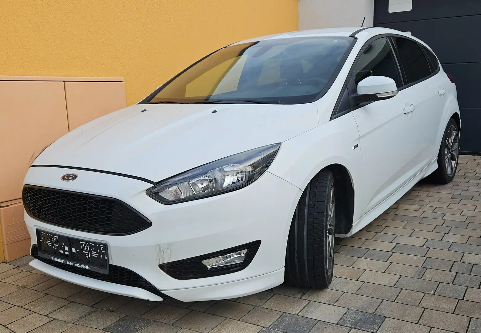 Ford Focus Focus 1,0 EcoBoost ST-Line ST-Line Weiß - 1