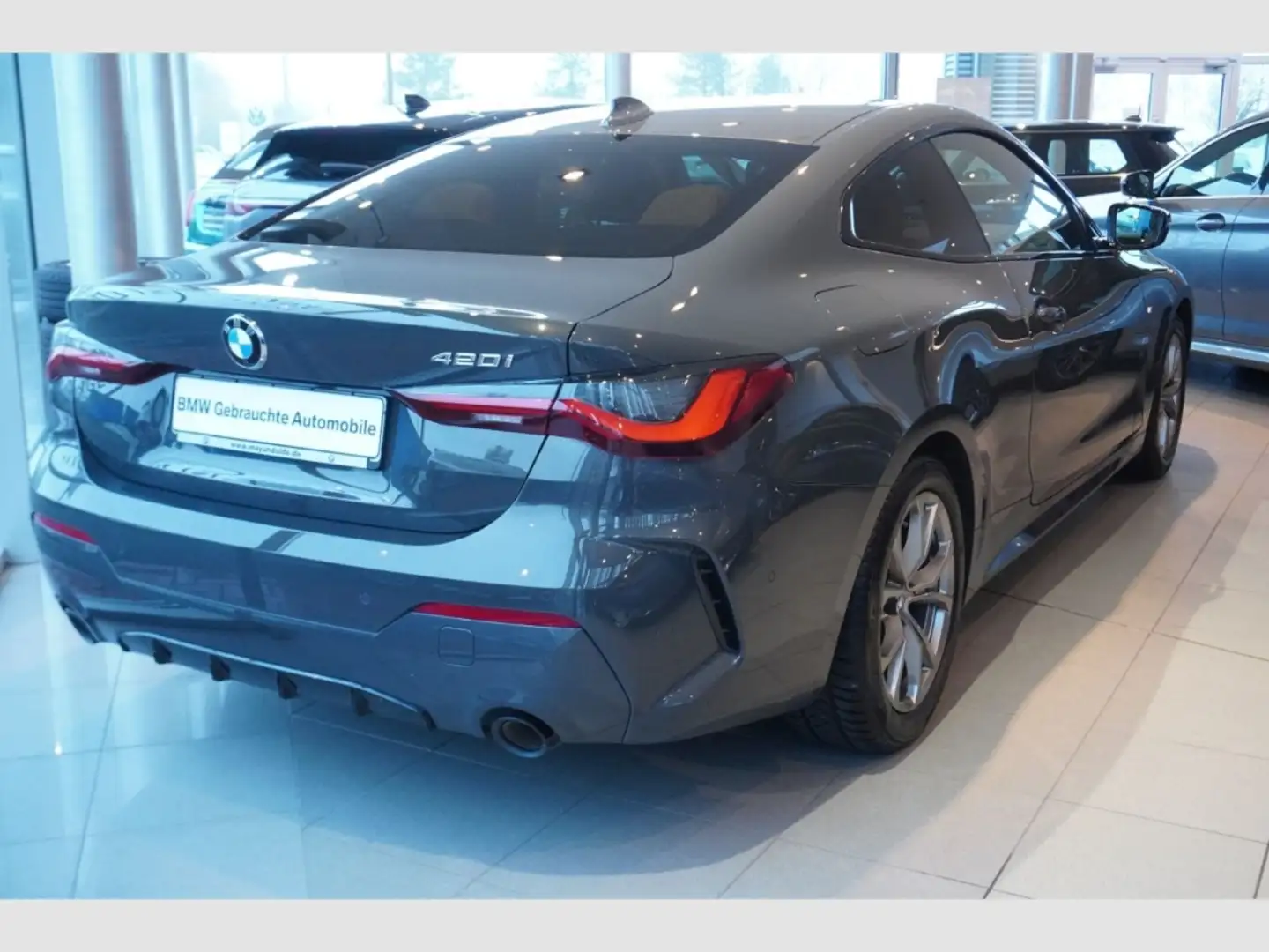 BMW 420 i Coupe M Sport LED HUD GSD RFK Inno.Paket Grau - 2