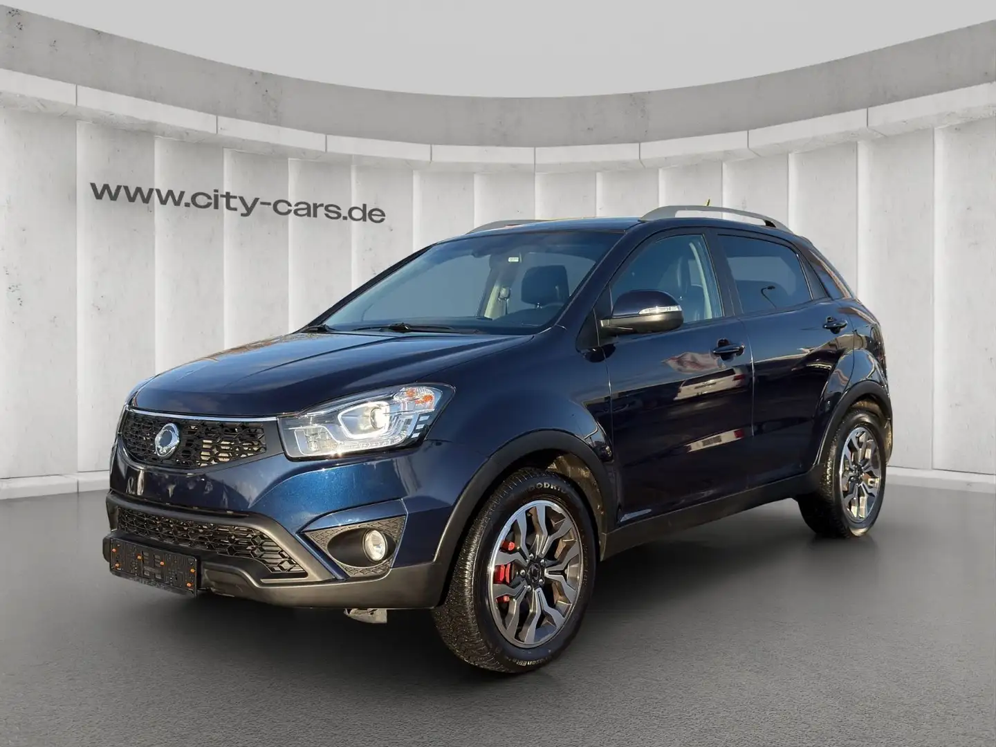 SsangYong Korando Sapphire 4x2 Autom.*Leder*Navi*Cam*AHK* Blau - 1