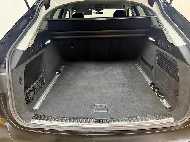 Audi A6 view 15