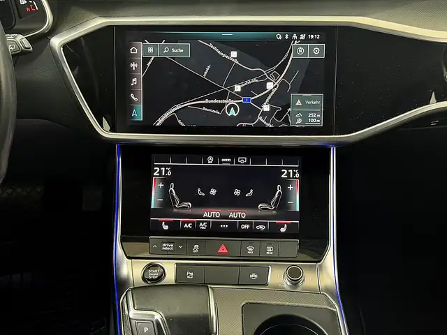Audi A6 view 19