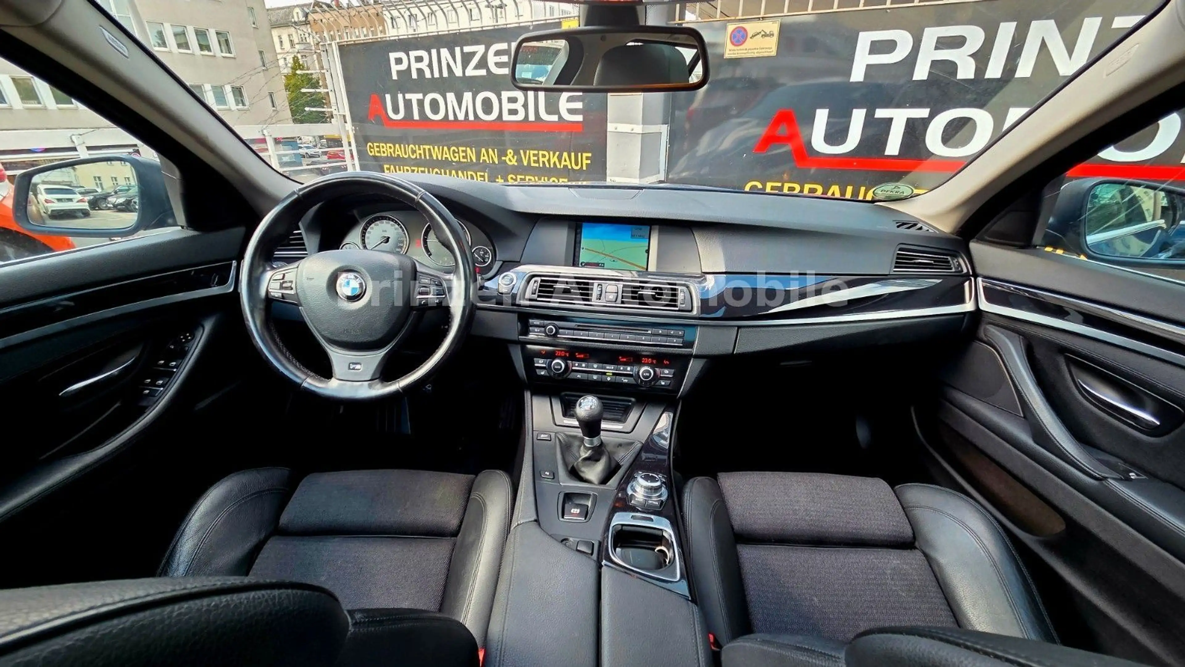 BMW 520 d T *Pano*Leder*E-Heck*Xenon*Navi*18 Zoll — photo 11