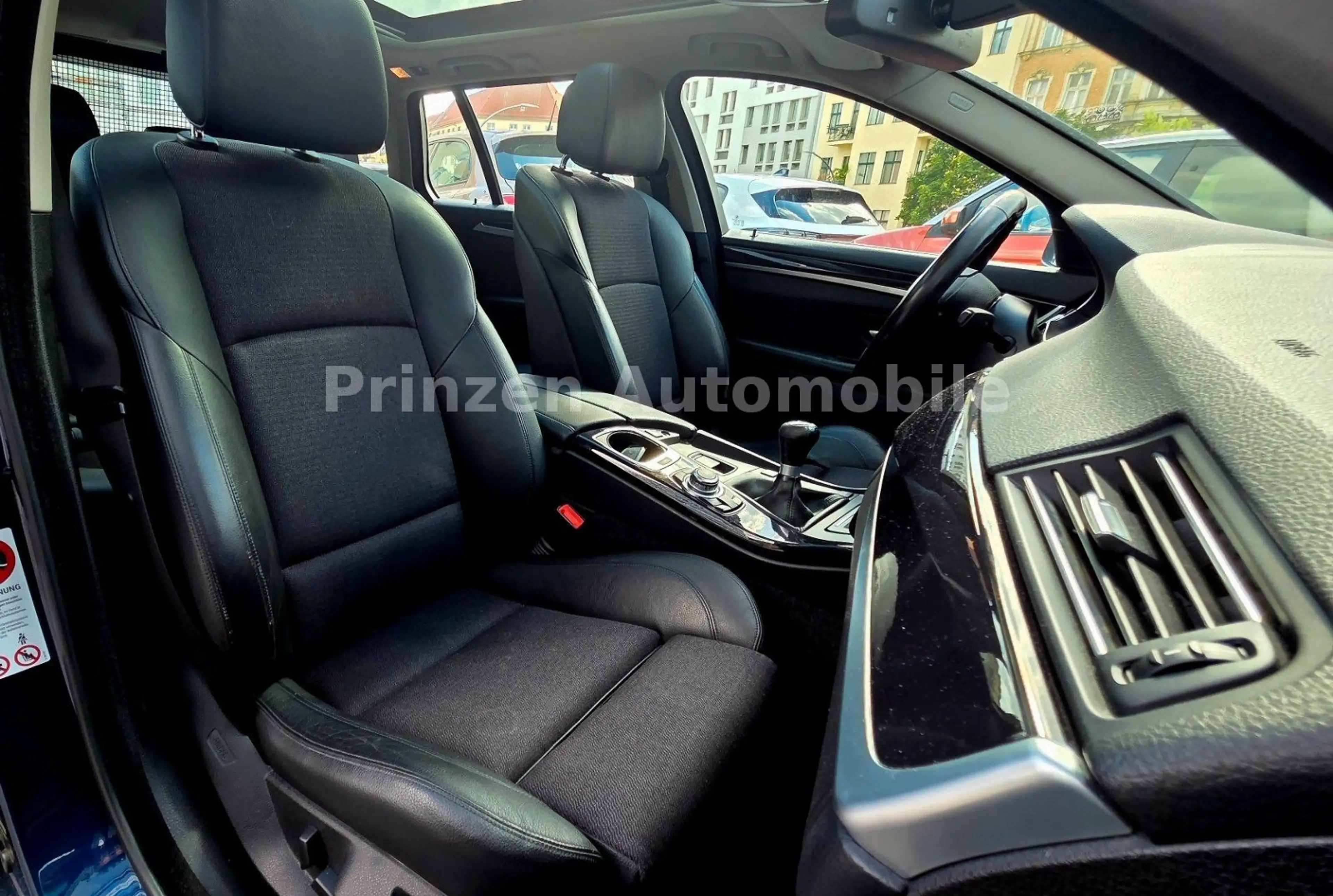 BMW 520 d T *Pano*Leder*E-Heck*Xenon*Navi*18 Zoll — photo 13