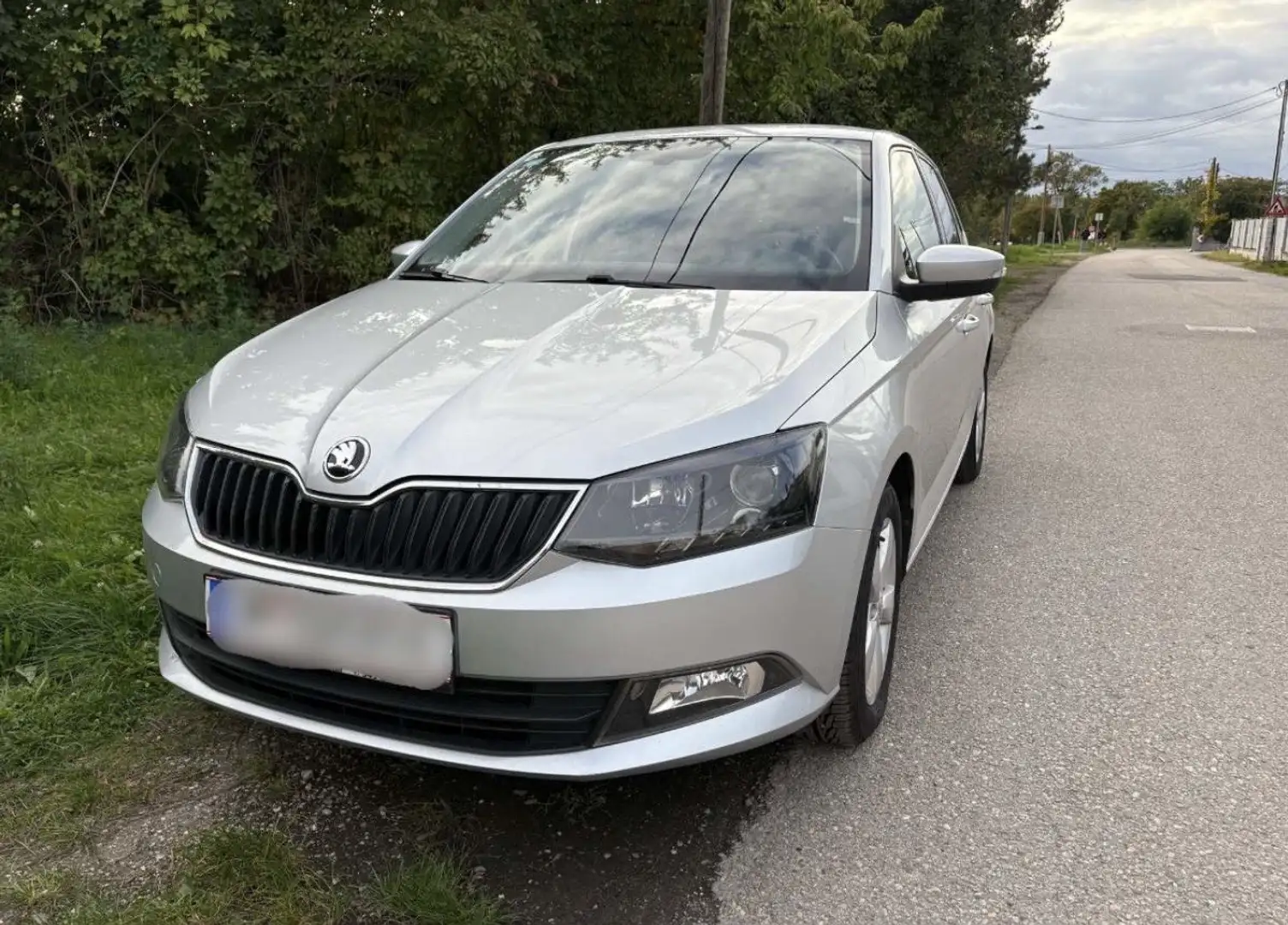 Skoda Fabia Joy 1,2 TSI Limousine - 1