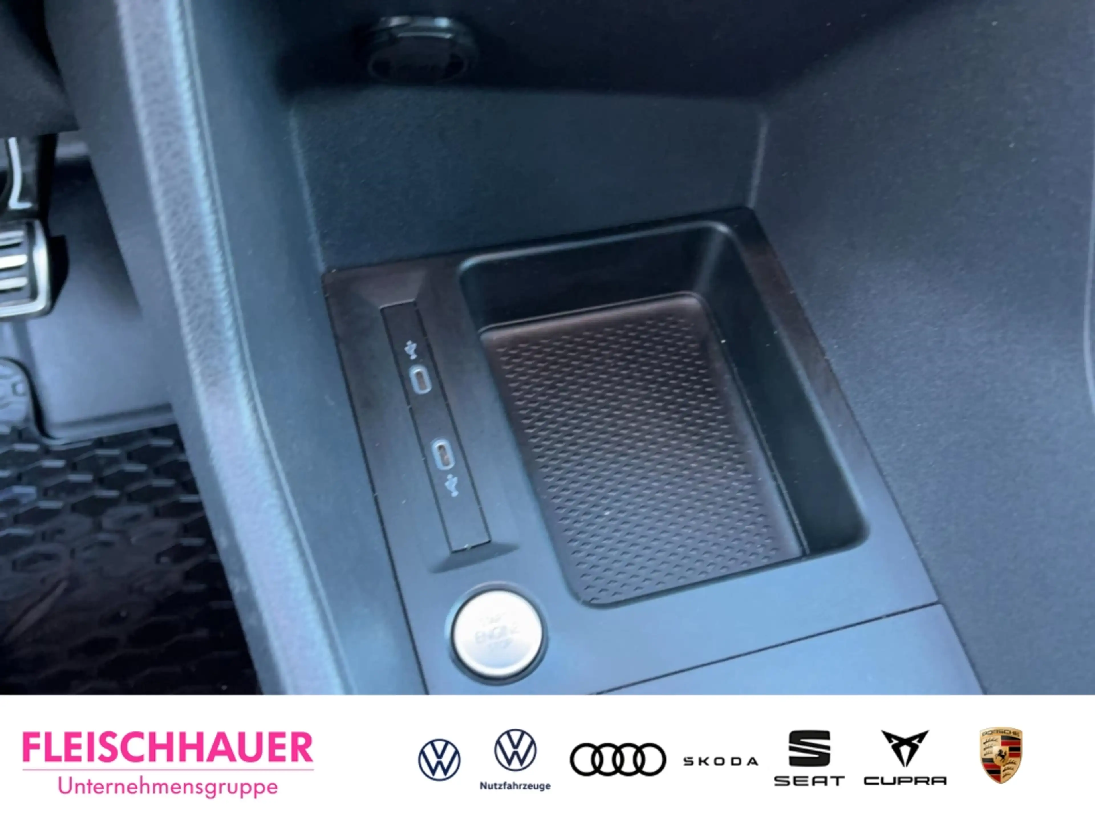 Volkswagen Caddy Style 1.5 PANO+LED+KAMERA+SHZ+KLIMAAUT — photo 14