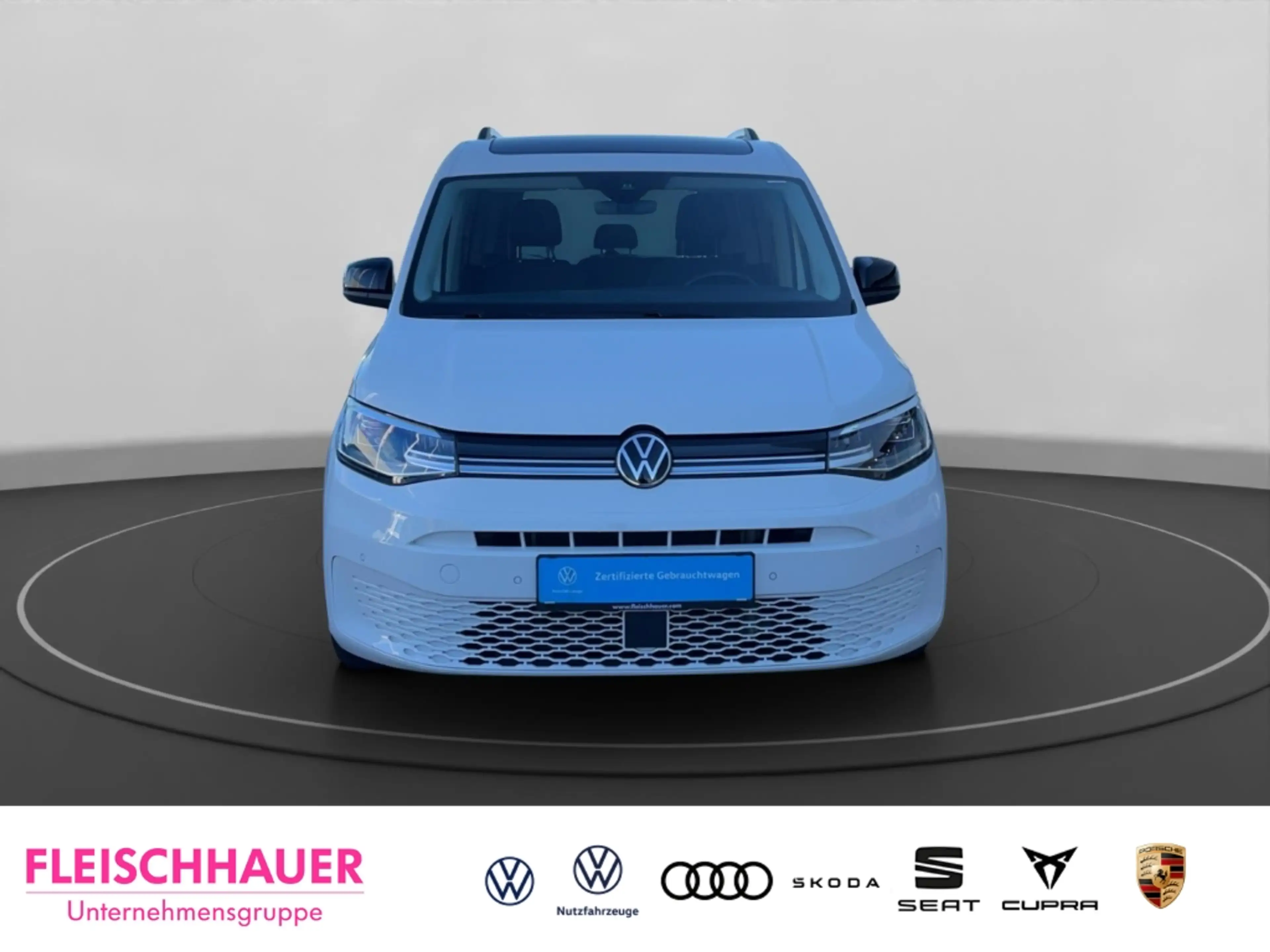 Volkswagen Caddy Style 1.5 PANO+LED+KAMERA+SHZ+KLIMAAUT — photo 2