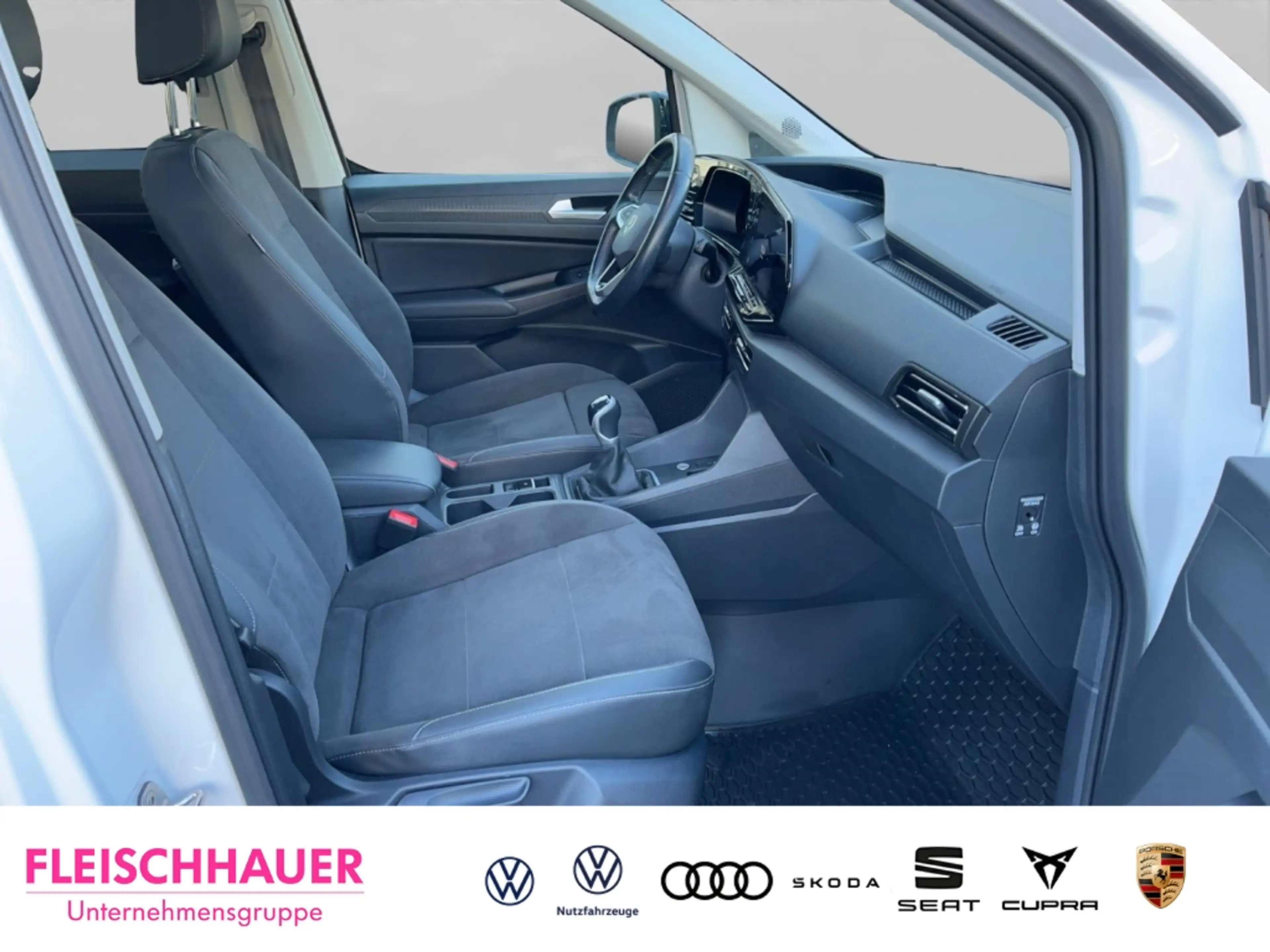 Volkswagen Caddy Style 1.5 PANO+LED+KAMERA+SHZ+KLIMAAUT — photo 12