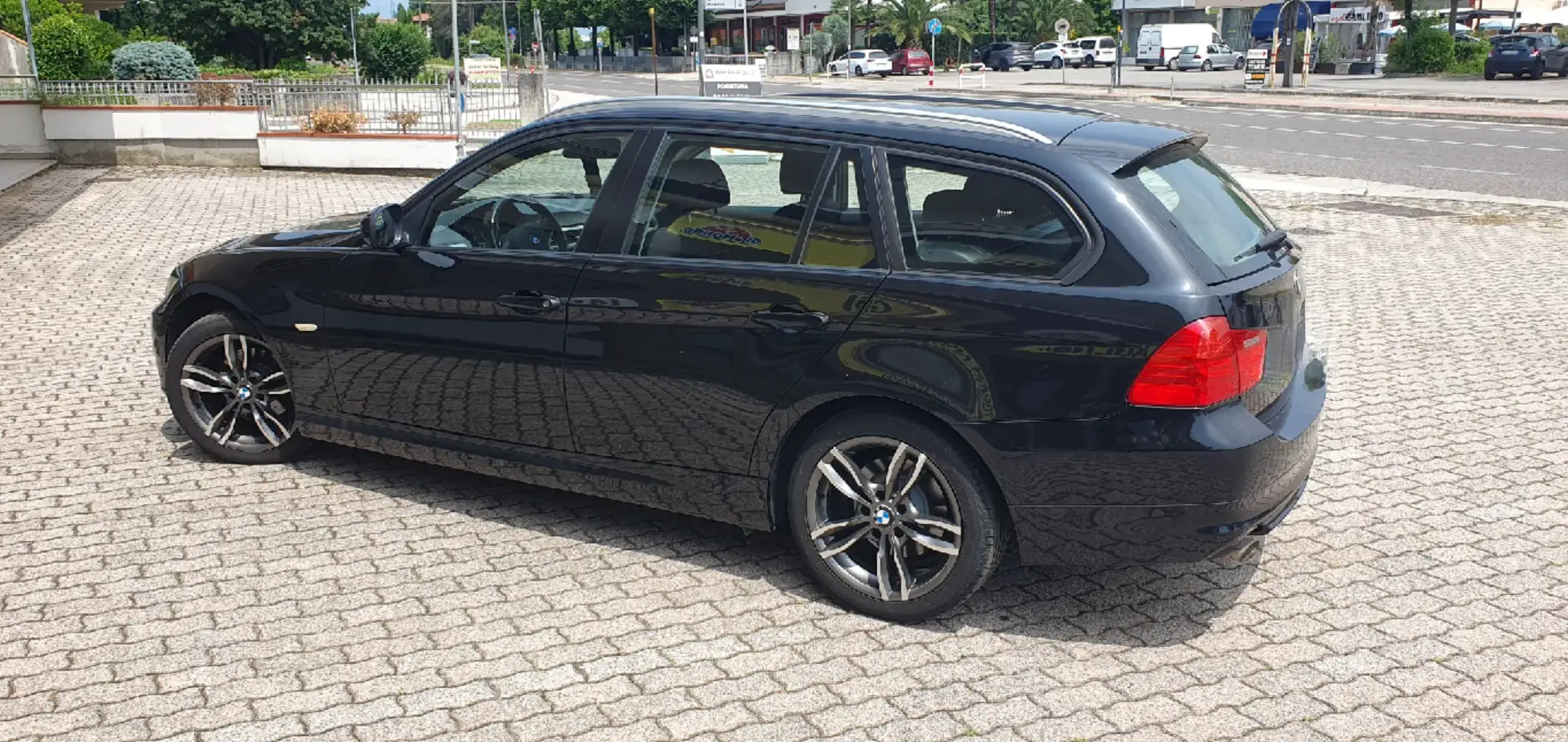 BMW 316 Serie 3 E91 Touring 316d Touring 2.0 116cv Nero - 2