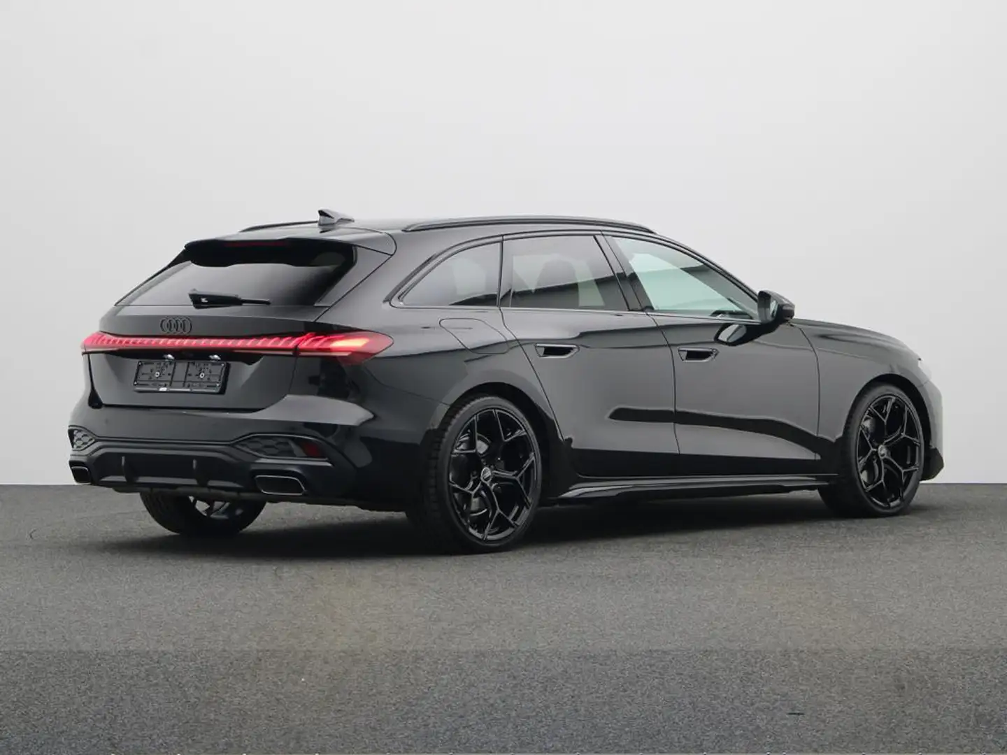 Audi A5 Avant S-LINE 35 TFSI 150 PK S-TRONIC AUTOMAAT Noir - 2