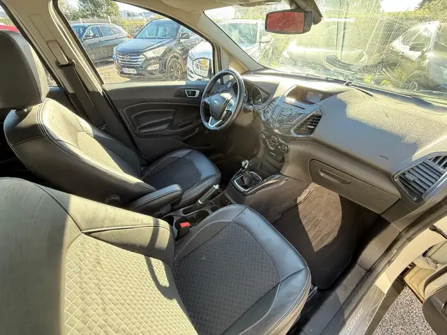 Ford Ecosport view 8