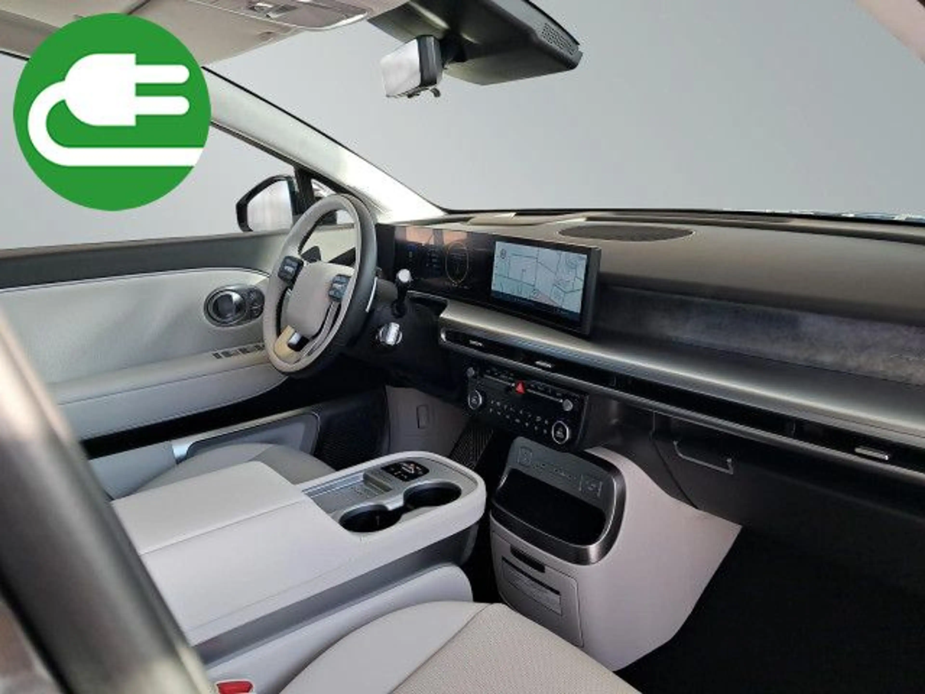 Hyundai IONIQ 9 UNIQ Panoramadach 4WD 110 kWh Batterie LED — photo 12