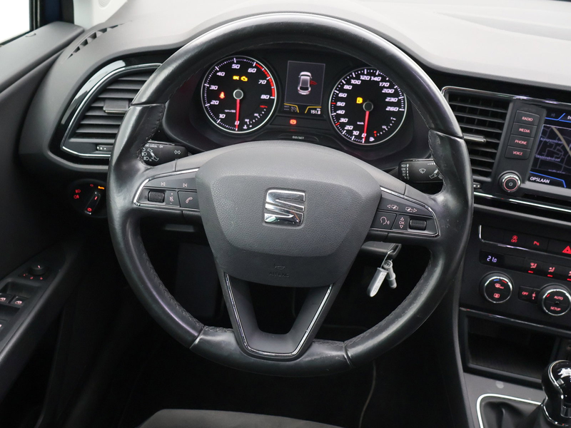 SEAT Leon Leon TSI 110PK *LEDER*ALCANTARA*CRUISE*NAVI*PDC*DAB RADIO*BLTH*...* — photo 8
