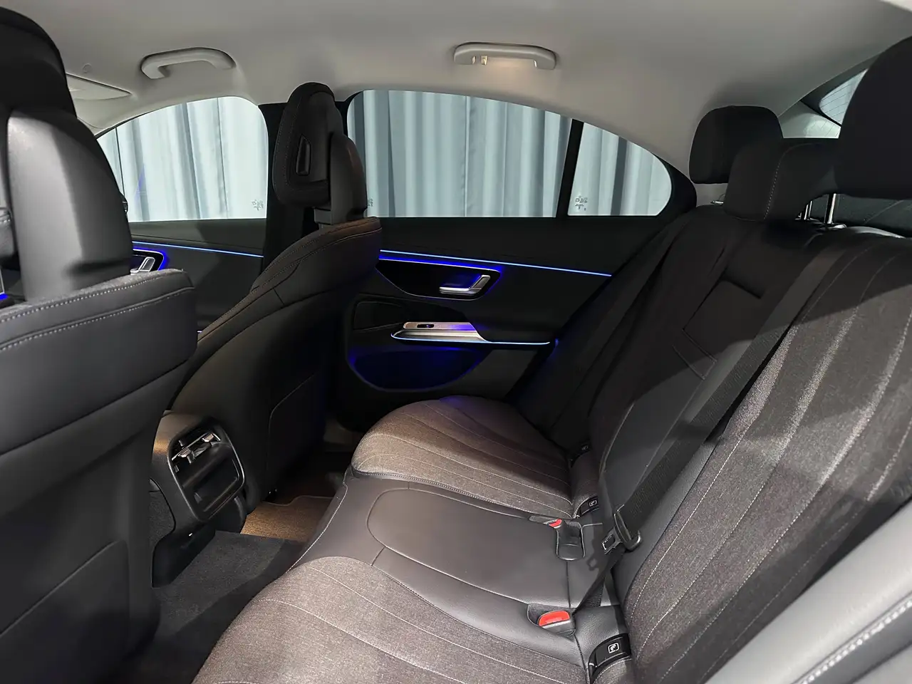 Mercedes-Benz E-Class AVANTGARDE *AUT.*DISTRONIC PRO*KEYLESS*360'CAMERA*MEMORY*, миниатюра 29