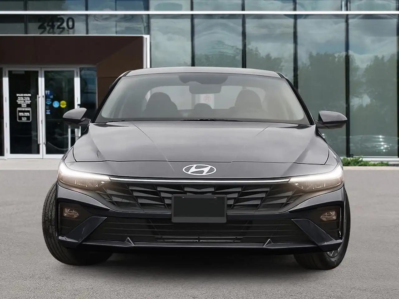 Hyundai ELANTRA photo Hyundai ELANTRA