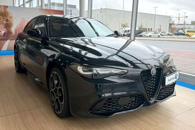 Imagine Alfa Romeo Giulia Veloce Q4 Panorama Top Ausstattung!