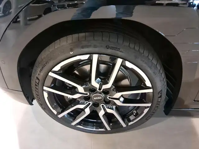 MINI Aceman John Cooper Works Trim