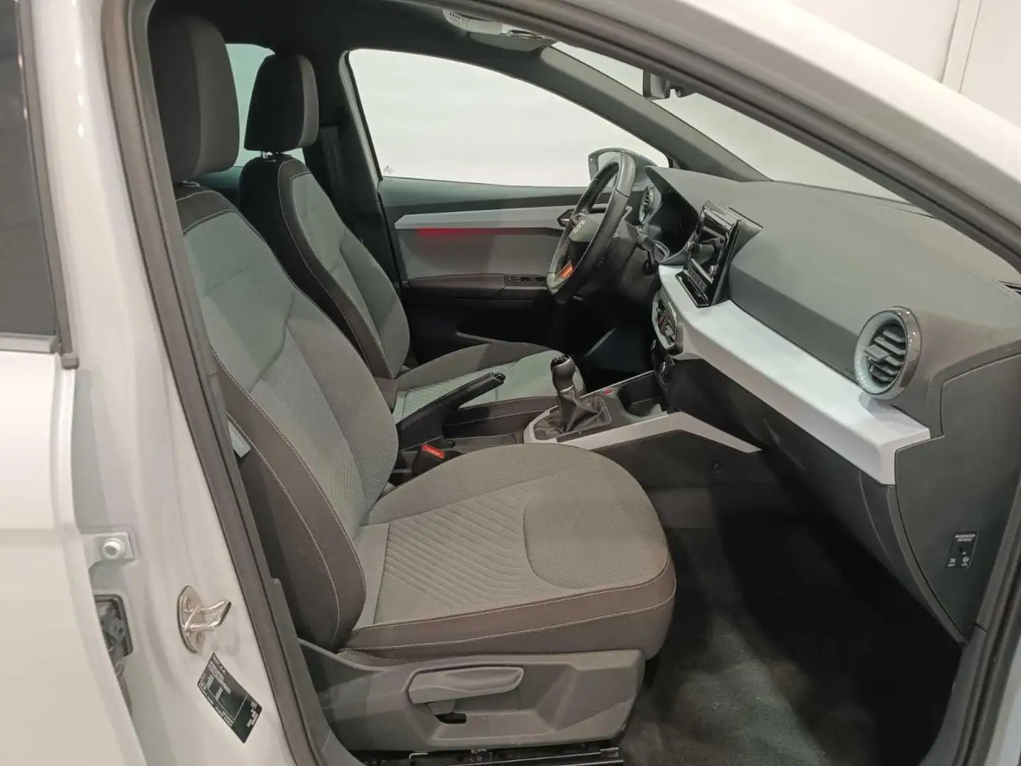 SEAT Ibiza 1.0 TSI S&S Special Edition 110 Blanco - 2
