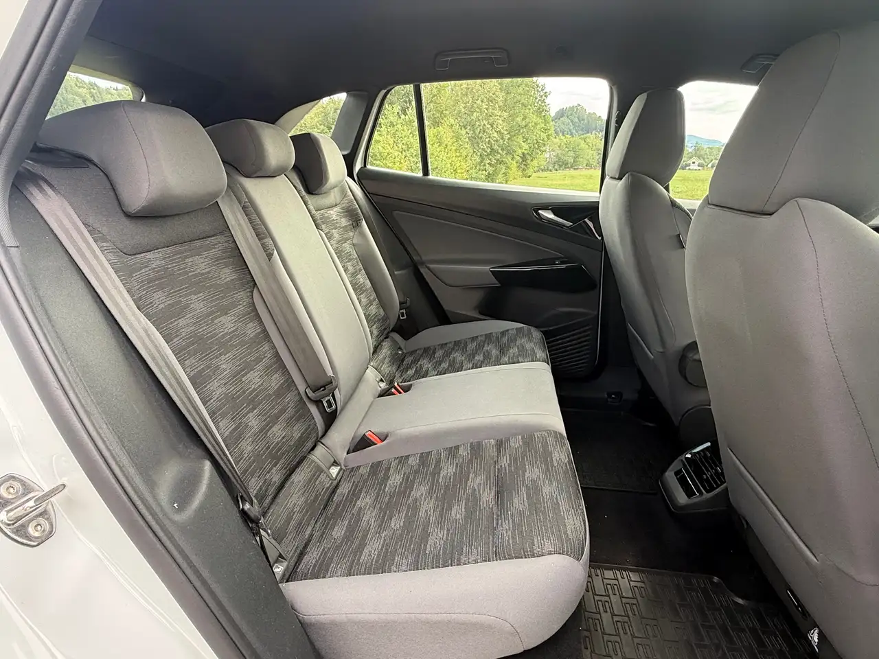 Volkswagen ID.4 Pro Performance 150 kW – Bild 18