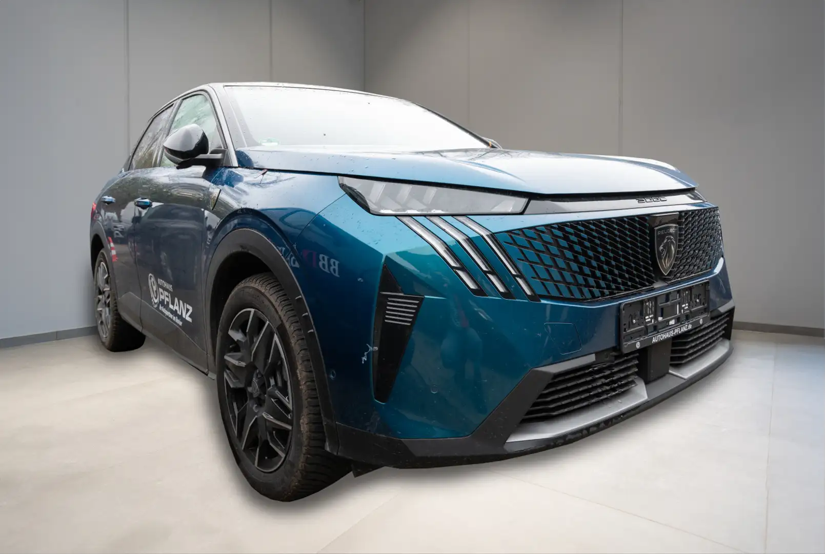 Peugeot 3008 GT HYBRID 145 e-DSC6 Blau - 2