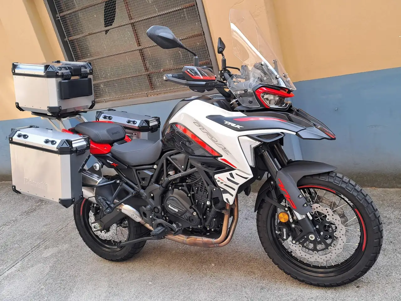 Benelli TRK 702