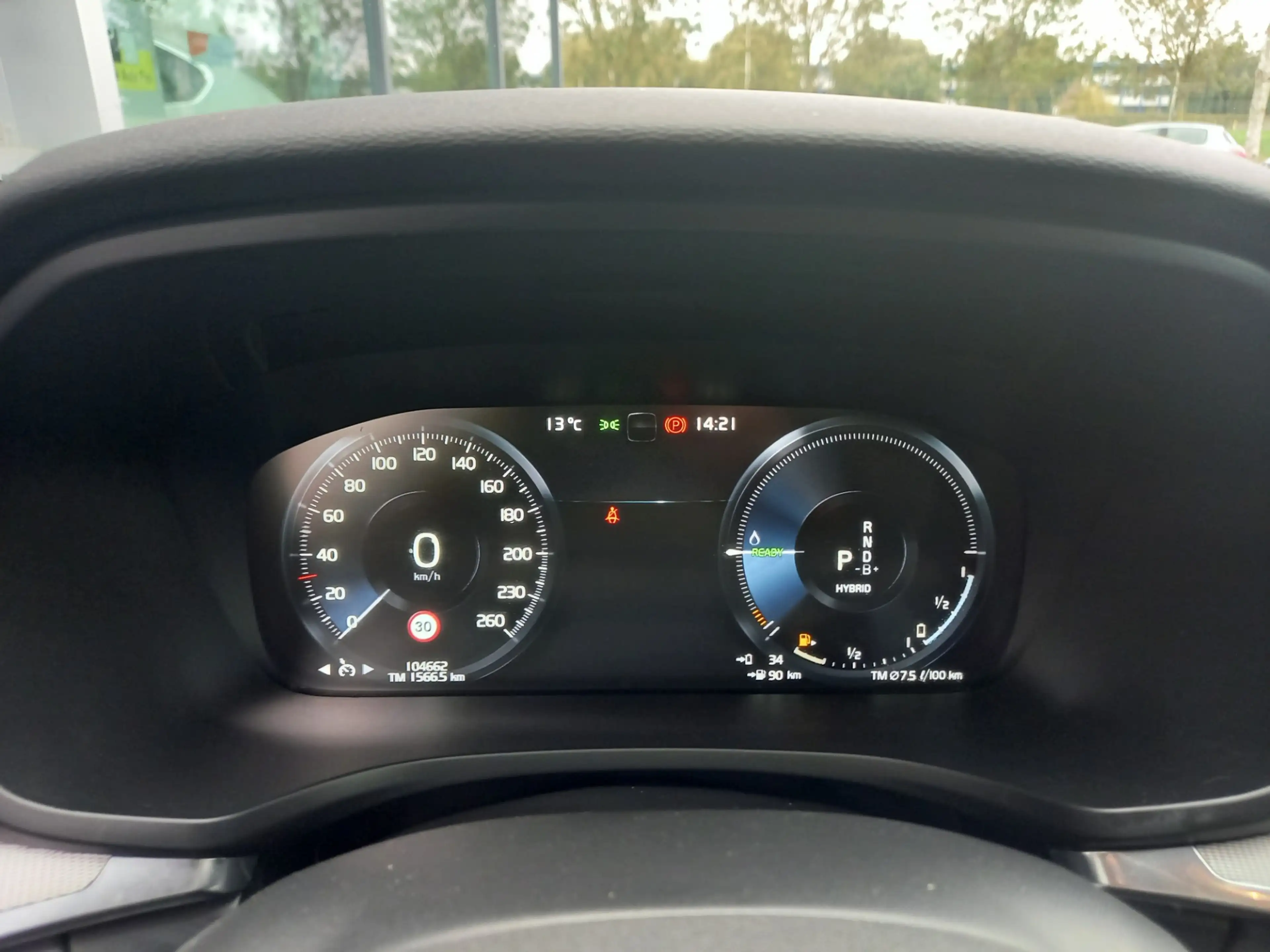 Volvo V60 2.0 T6 Recharge AWD R-Design — photo 13