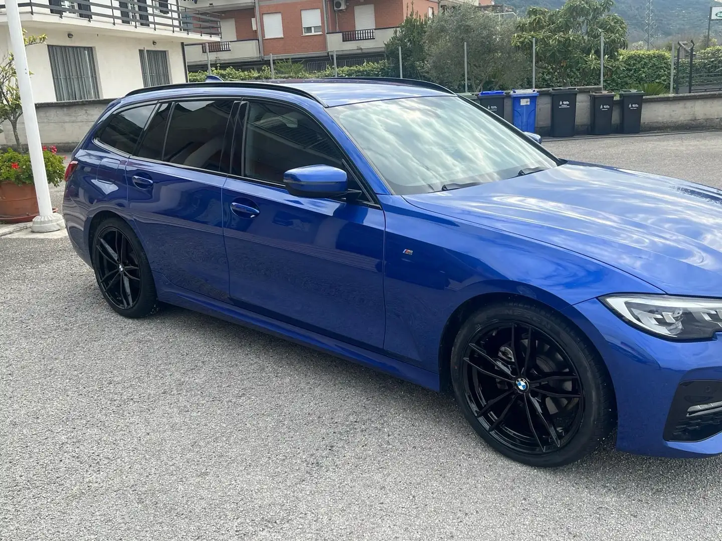 BMW 320 320d Touring mhev 48V xdrive Msport auto - 1