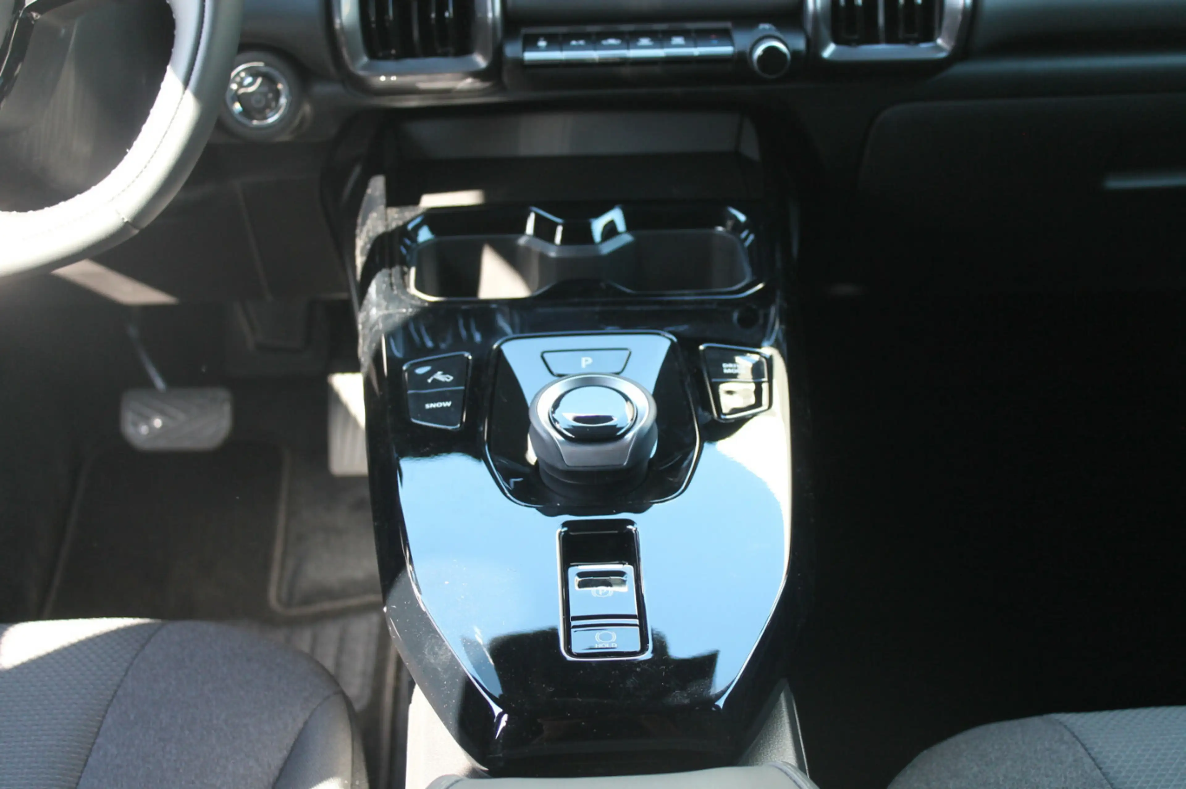 Suzuki Vitara Club 49 kW — photo 6