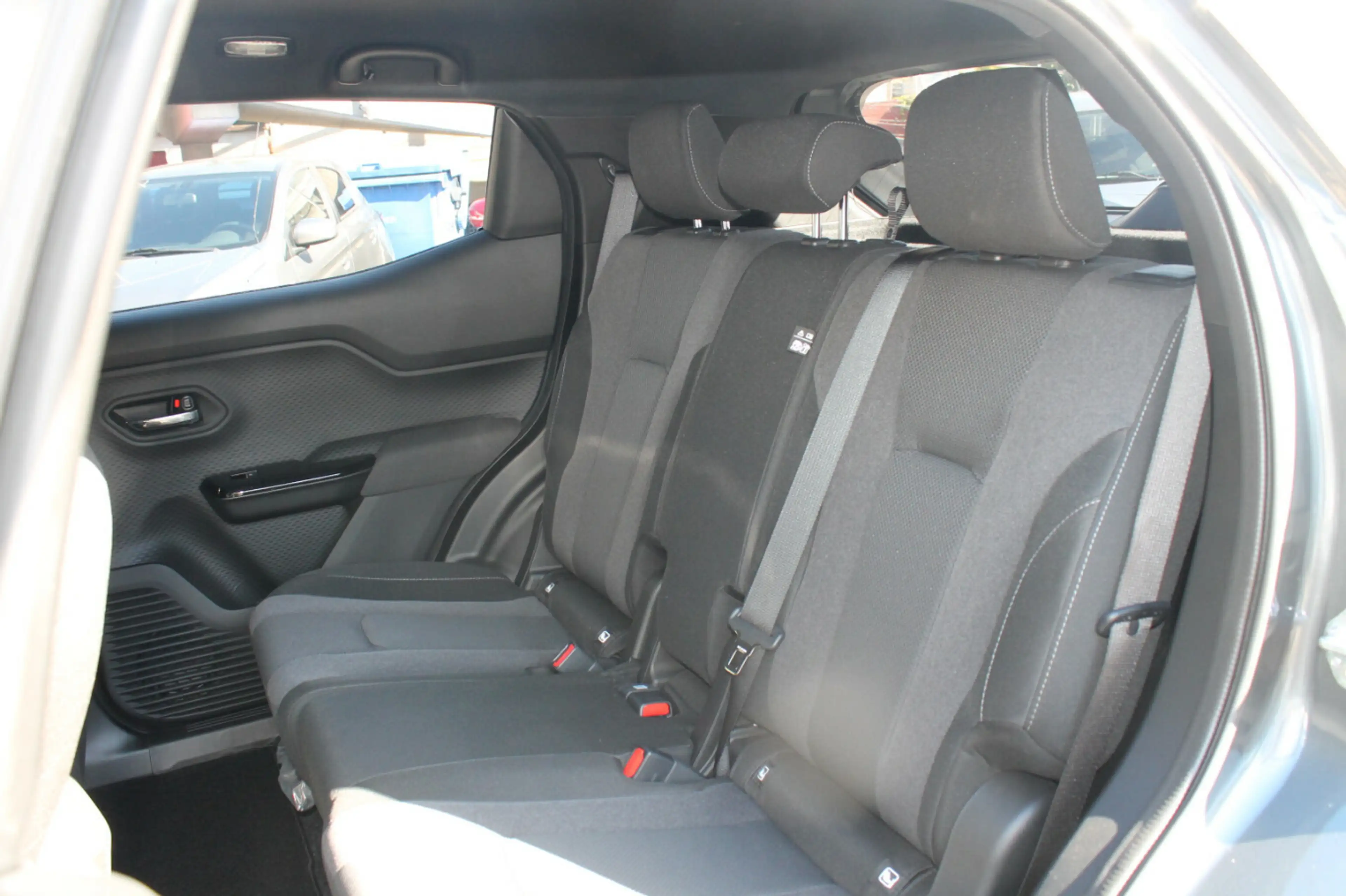 Suzuki Vitara Club 49 kW — photo 10