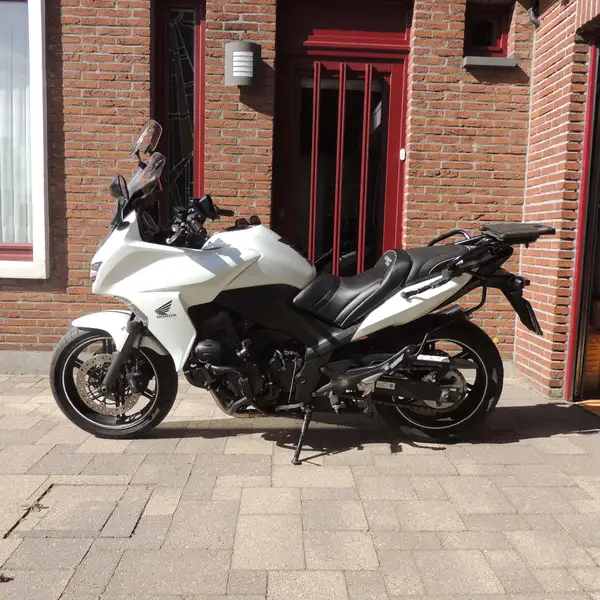 Honda CBF 1000 - foto 3