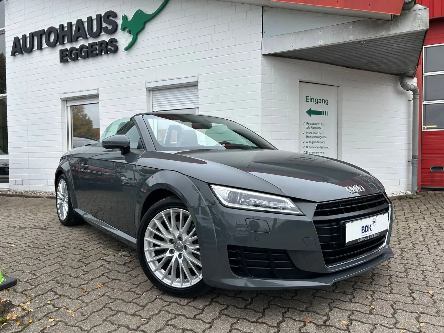 Audi TT Roadster 1.8 TFSI/NANOGRAU/VIRTUAL/NAVI/SHZ Grau - 1