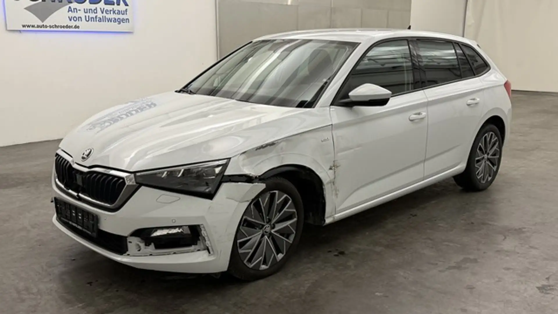 Skoda Scala 1.0 TSI Tour *CarPlay*Navi*SHZ*Kamera*LED* Wit - 2