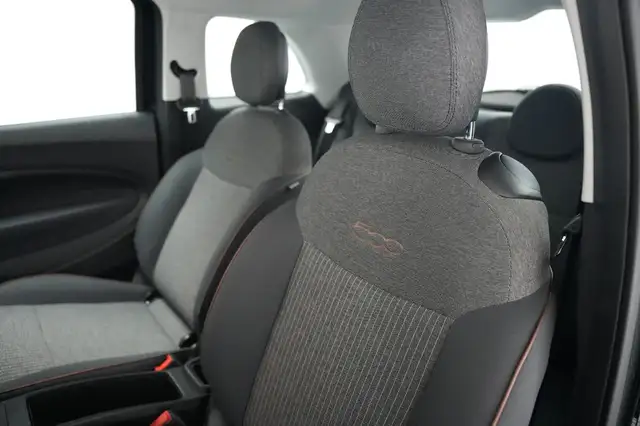 Fiat 500e view 11