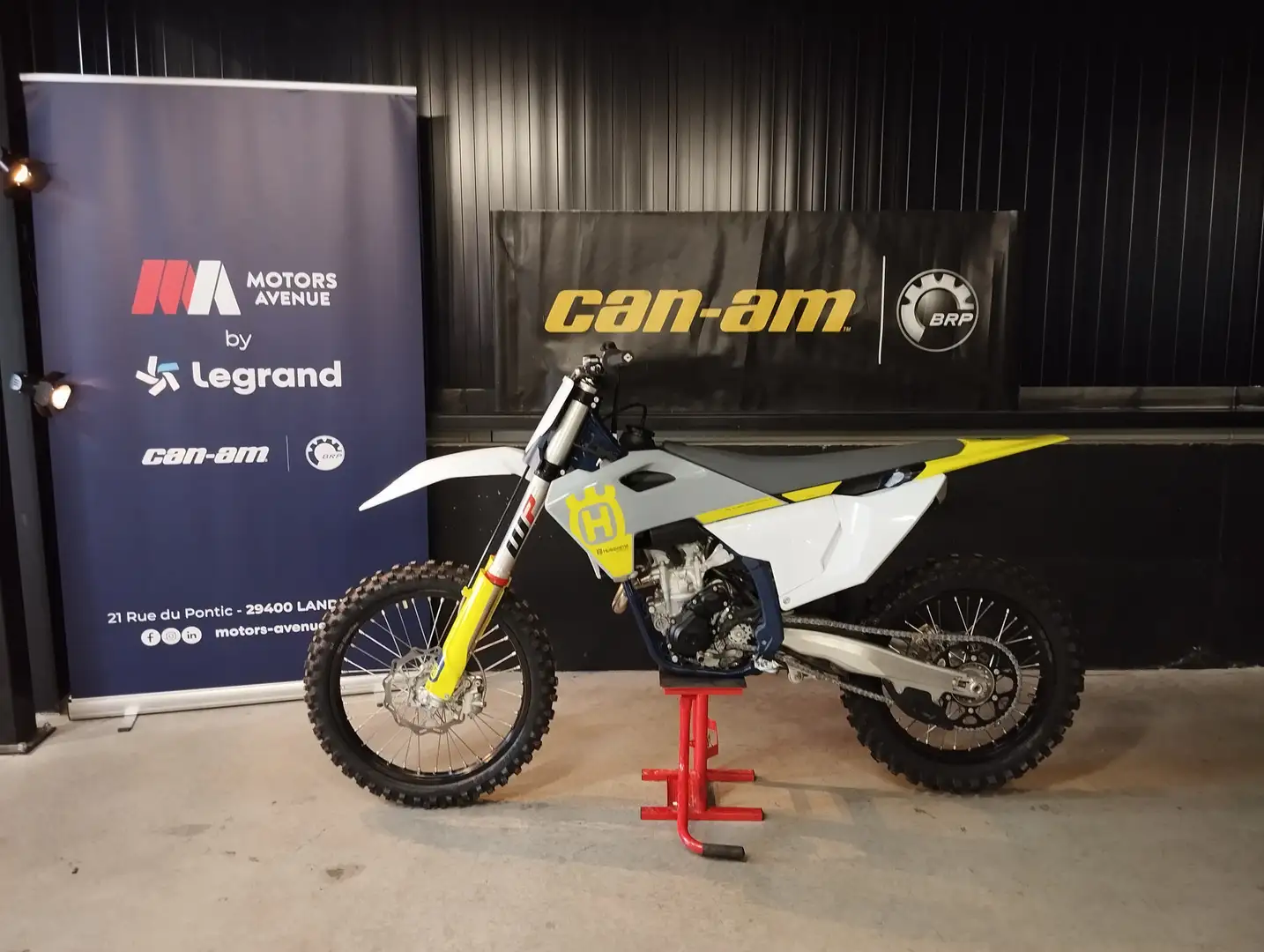 Husqvarna FC 250 Blanc - 1