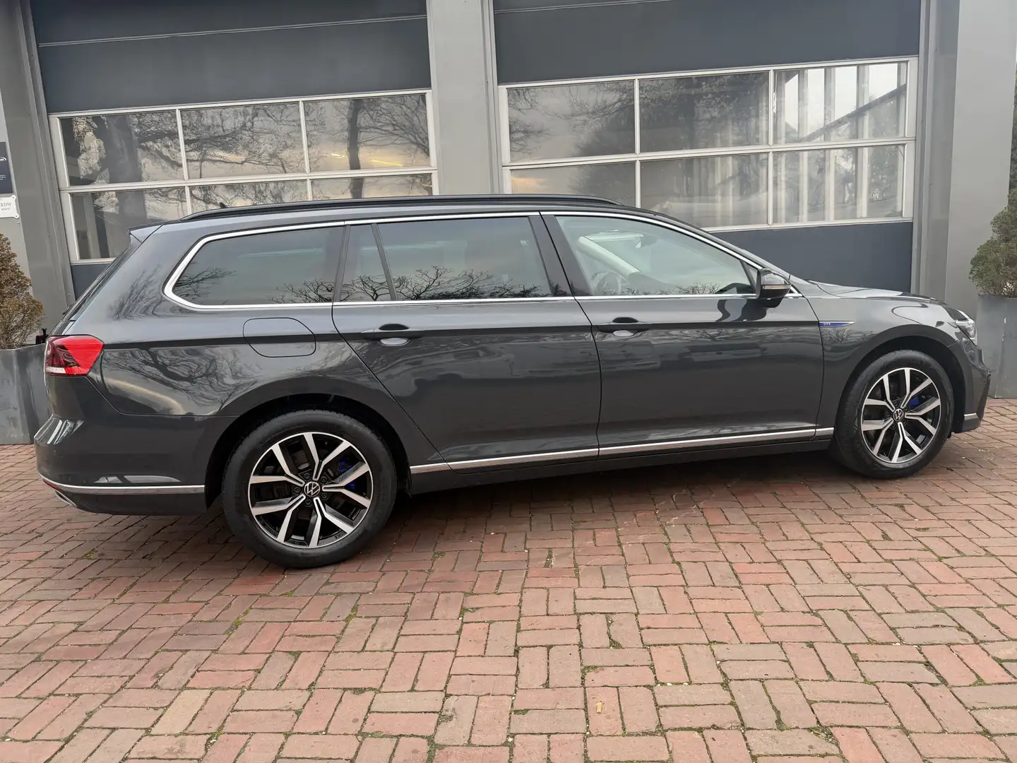 Volkswagen Passat Variant 1.4 TSI PHEV GTE Business Navigatie Apple Carplay/ Zwart - 2