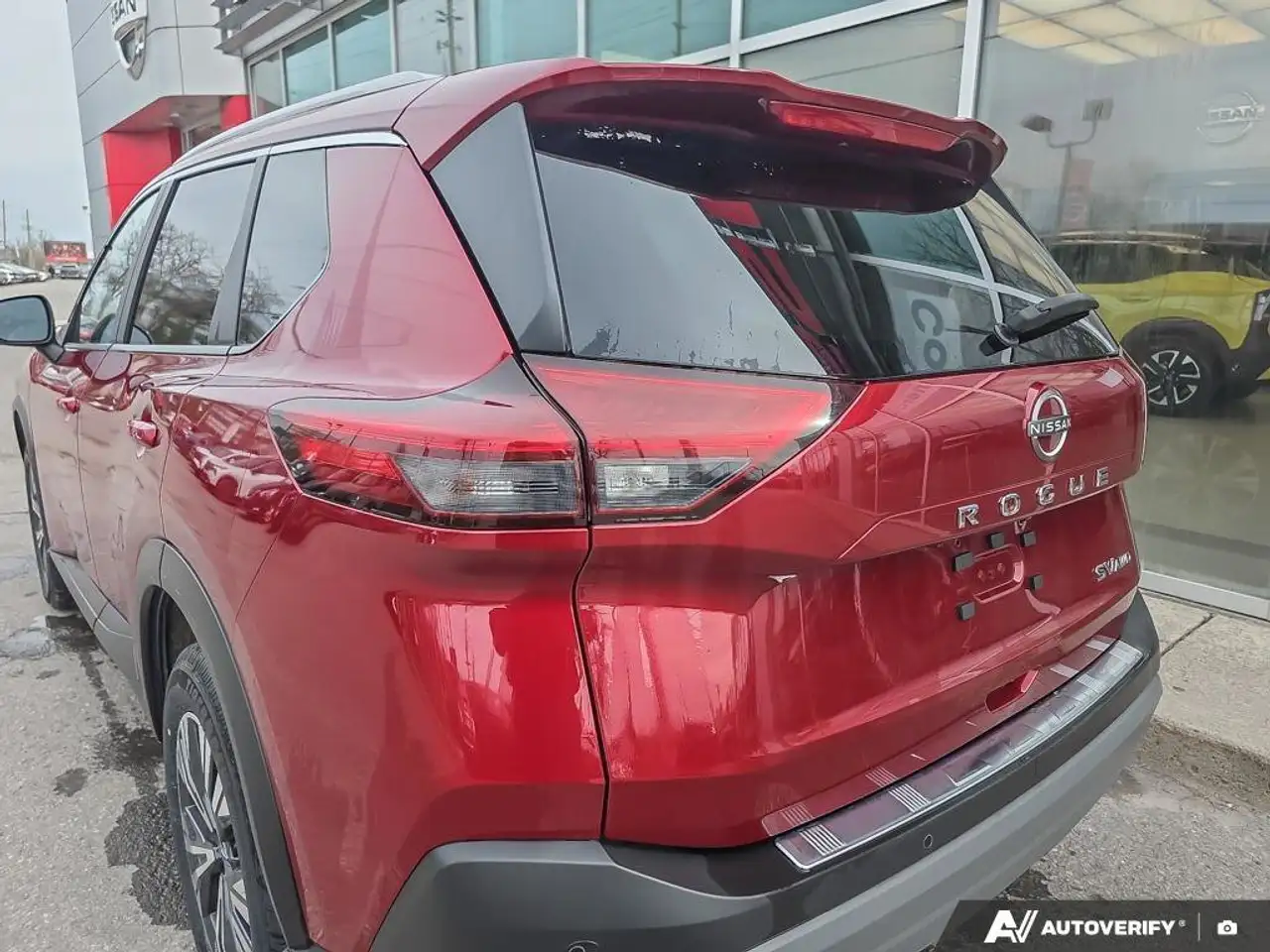Nissan Rogue снимка Nissan Rogue