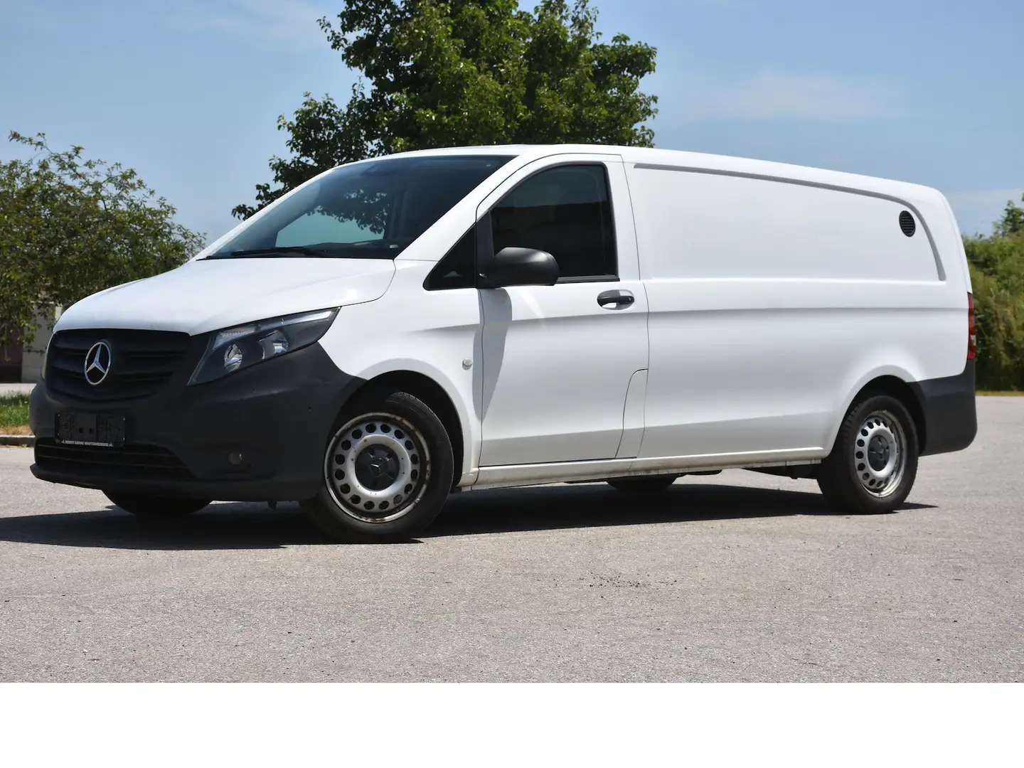 Mercedes-Benz Vito Kasten 119 RWD extralang/AT/Lederlenk/Nav Weiß - 2