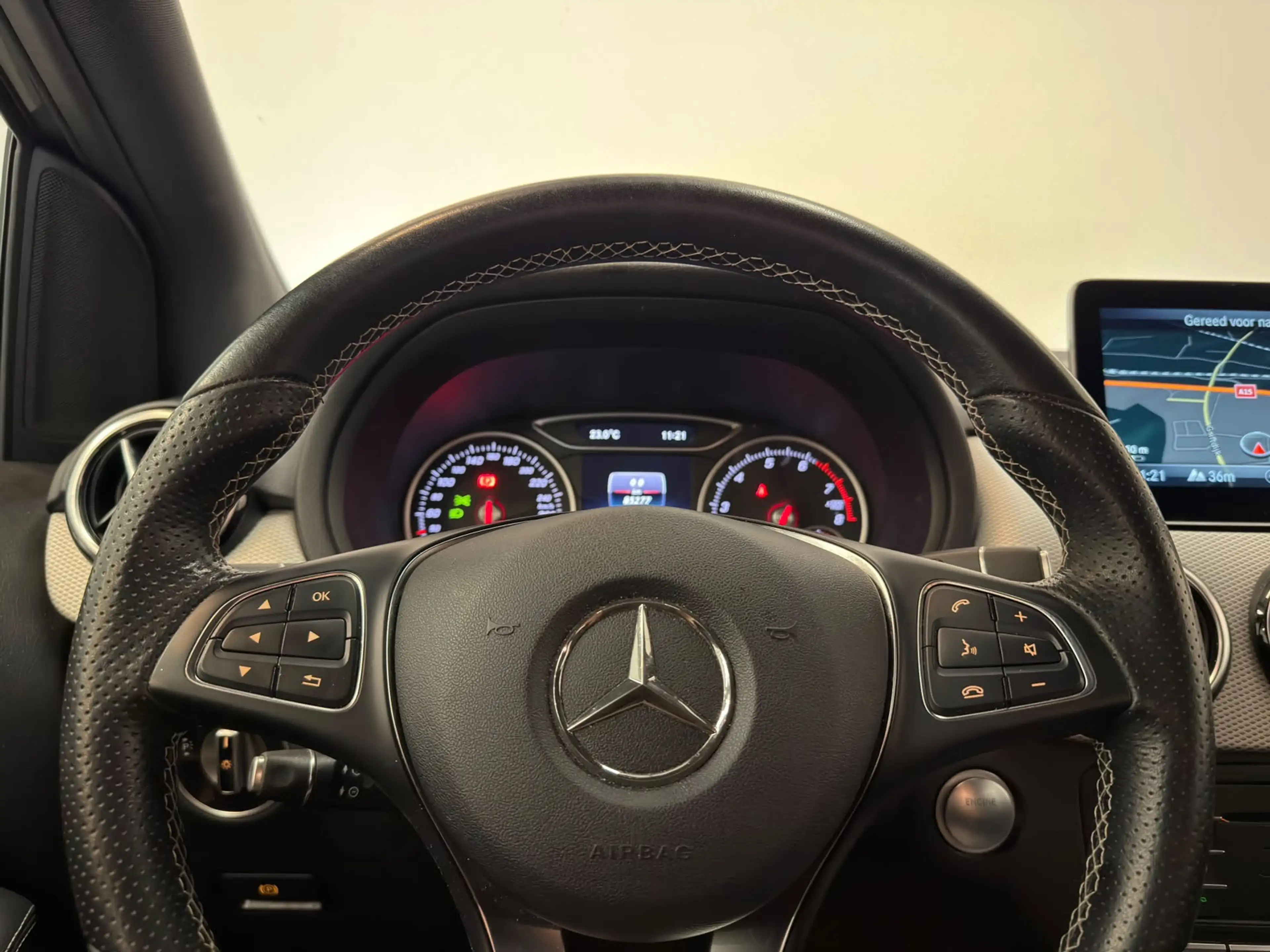 Mercedes-Benz B 180 Ambition / NL-auto / 2e eig. / Automaat — photo 8