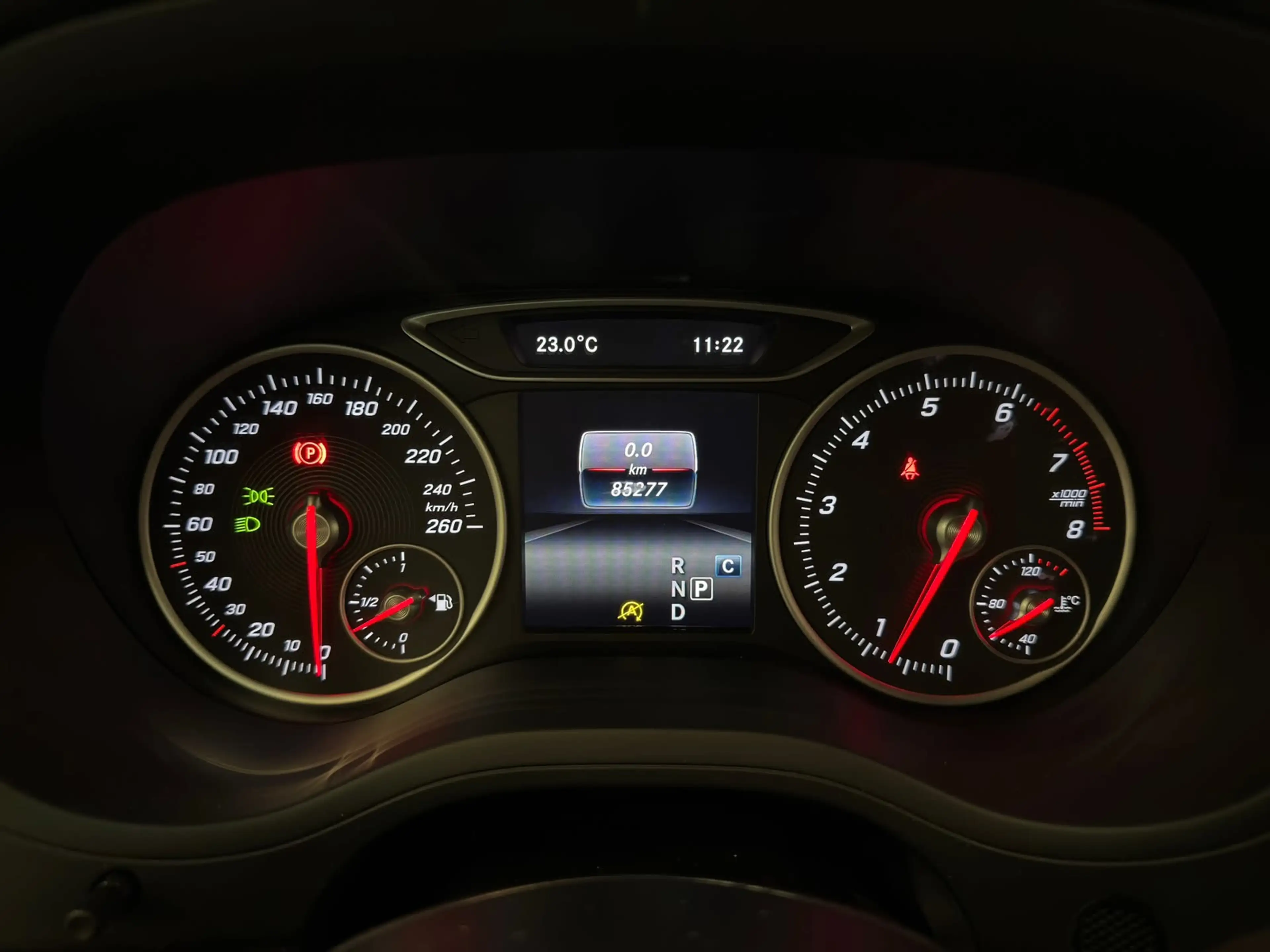 Mercedes-Benz B 180 Ambition / NL-auto / 2e eig. / Automaat — photo 9